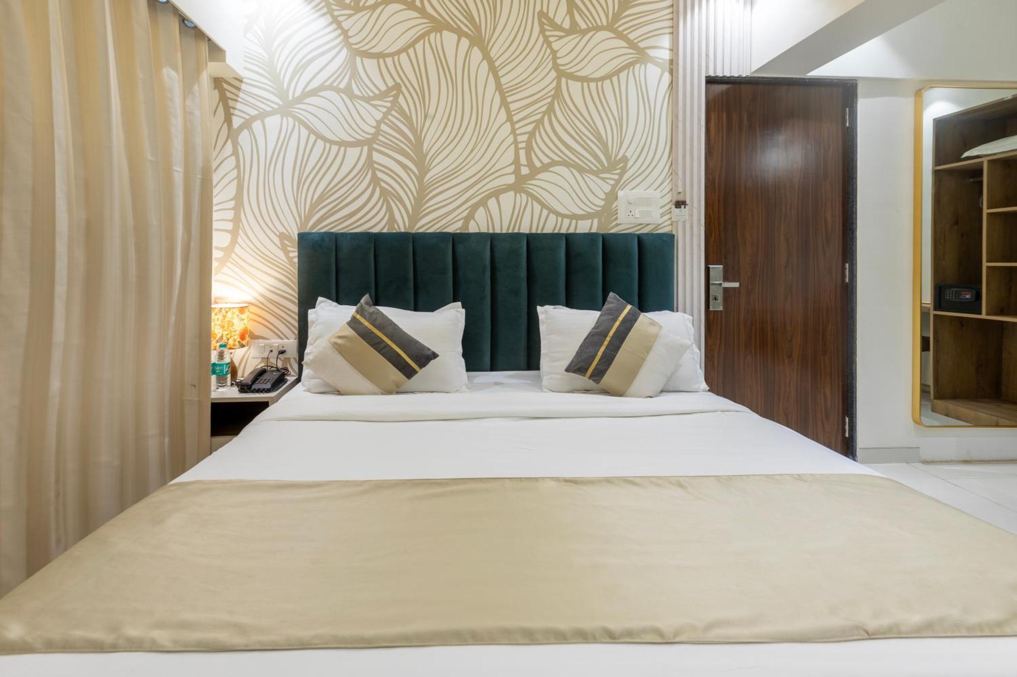 The Orion Premium Suites มุมไบ ภายนอก รูปภาพ