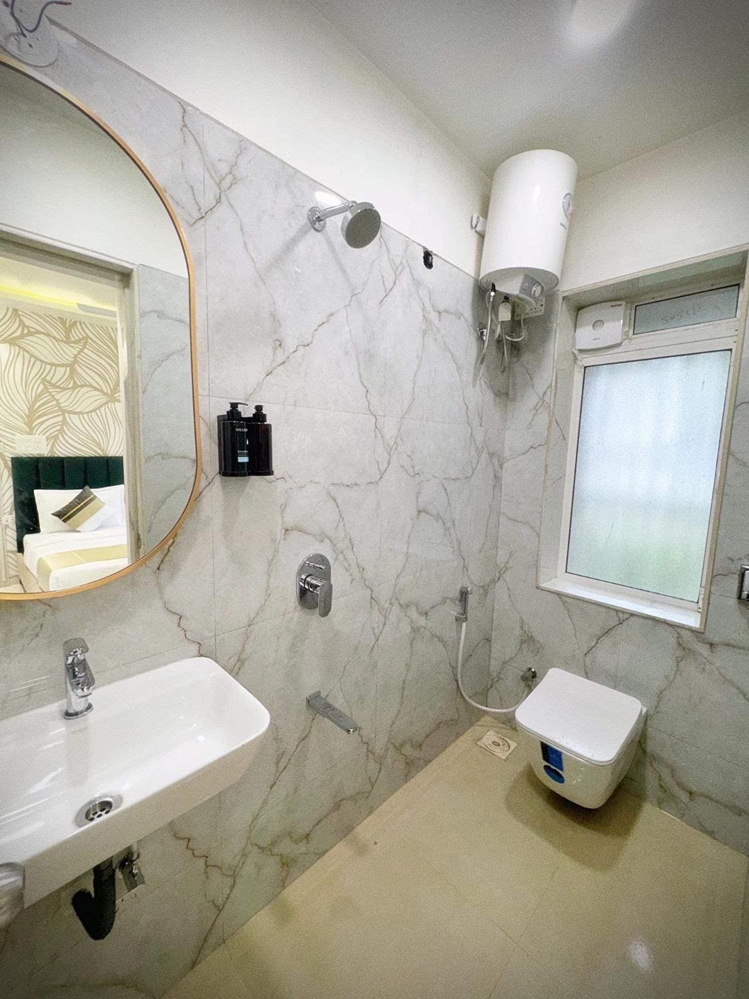 The Orion Premium Suites มุมไบ ภายนอก รูปภาพ